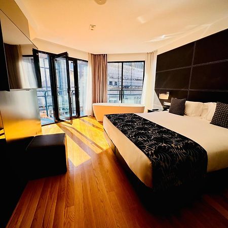 Hotel Inffinit Βίγκο Εξωτερικό φωτογραφία